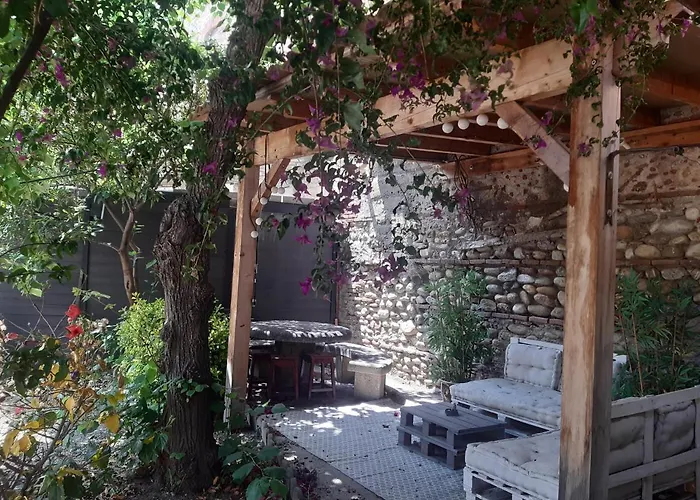 Вилла Charmante Maison De Avec Jardin