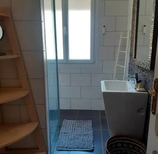 Charmante Maison De Avec Jardin Перпиньан